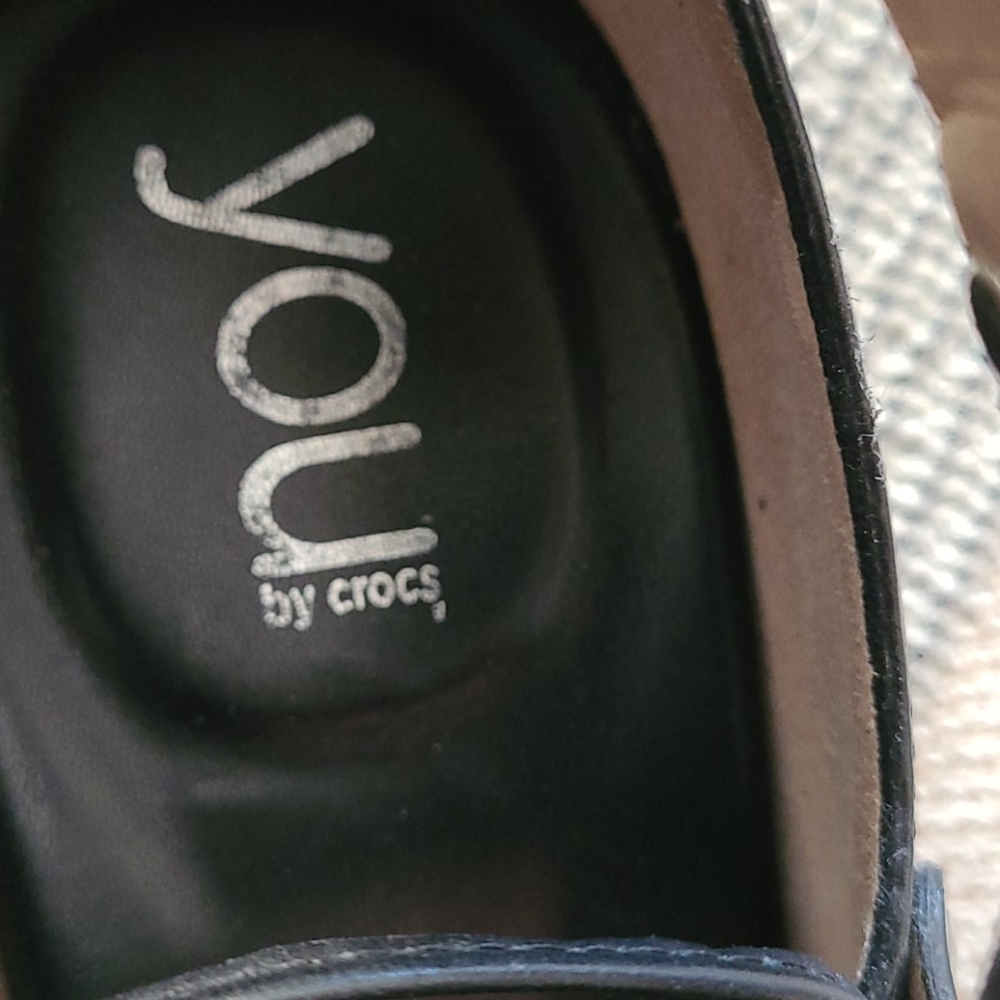 Crocs - Picture 2 of 3